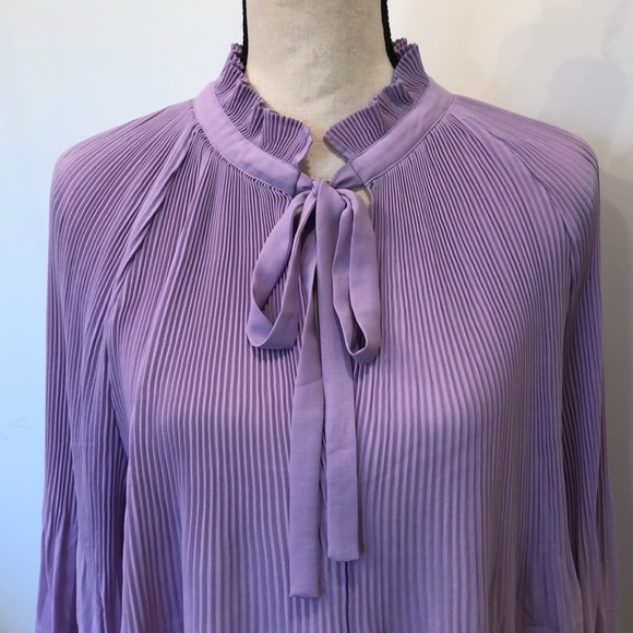 Chicos purple accordion blouse size 3 long sleeves with tie neckline - Picture 2 of 14